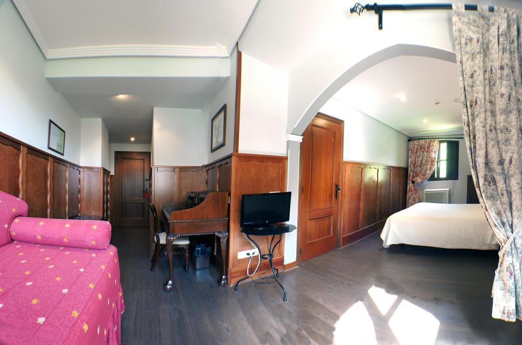 Hotel Comillas Oda fotoğraf